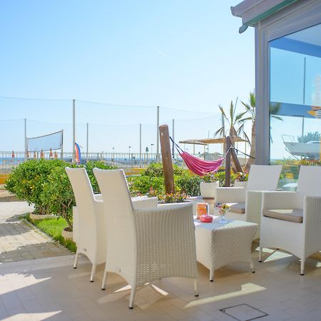 Hotel Zeus Rimini Esterno foto