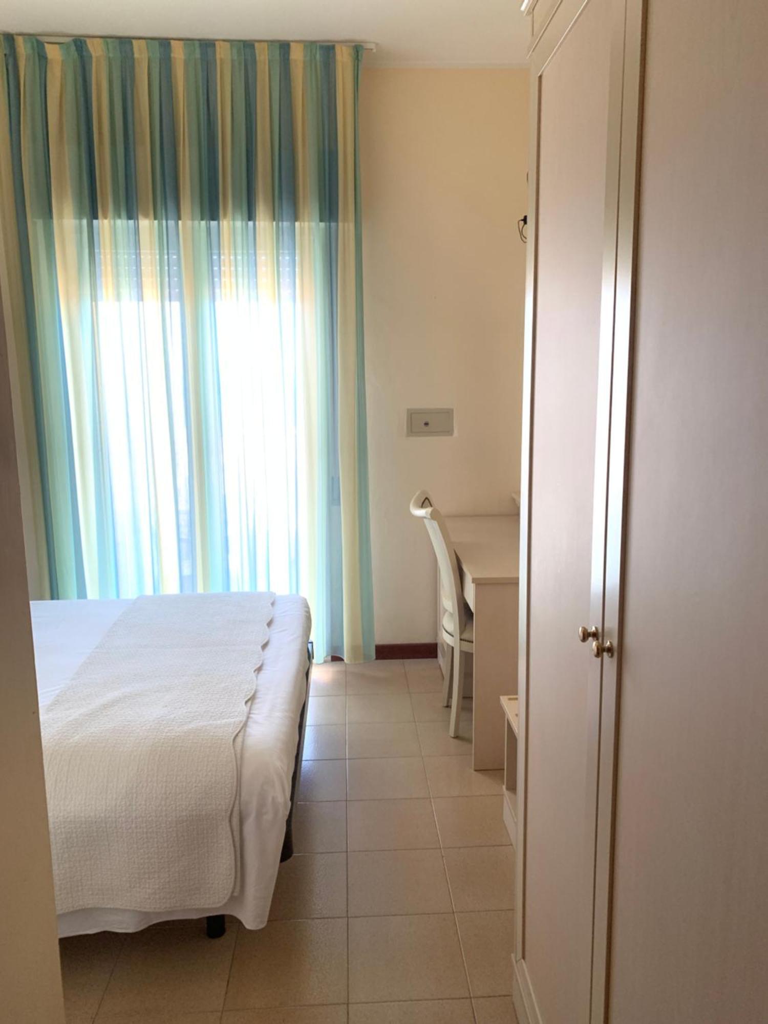 Hotel Zeus Rimini Camera foto
