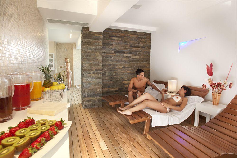 Hotel Zeus Rimini Esterno foto